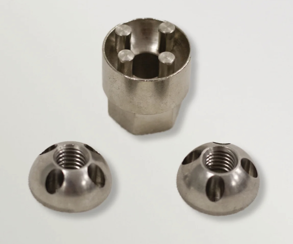 Theft protection (2 special screws with tool) Roof Space