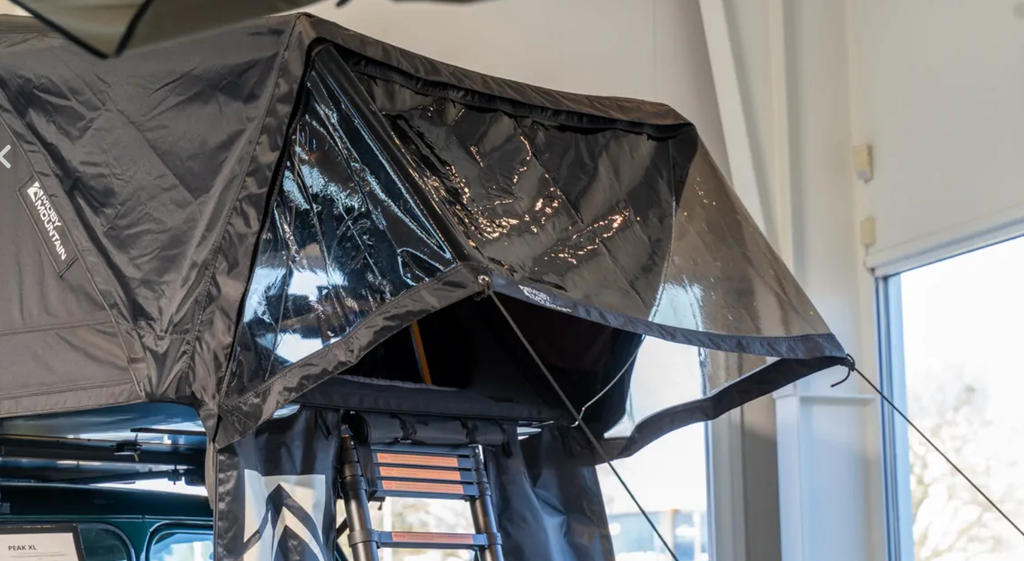 Avant-toit Peak Moby Mountain